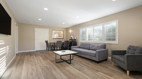 Executive King Suites