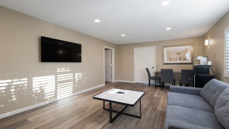 Executive King Suites