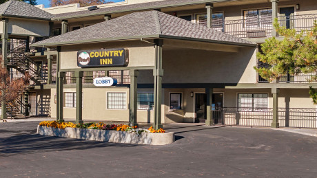 Country Inn Sonora - Entrance View